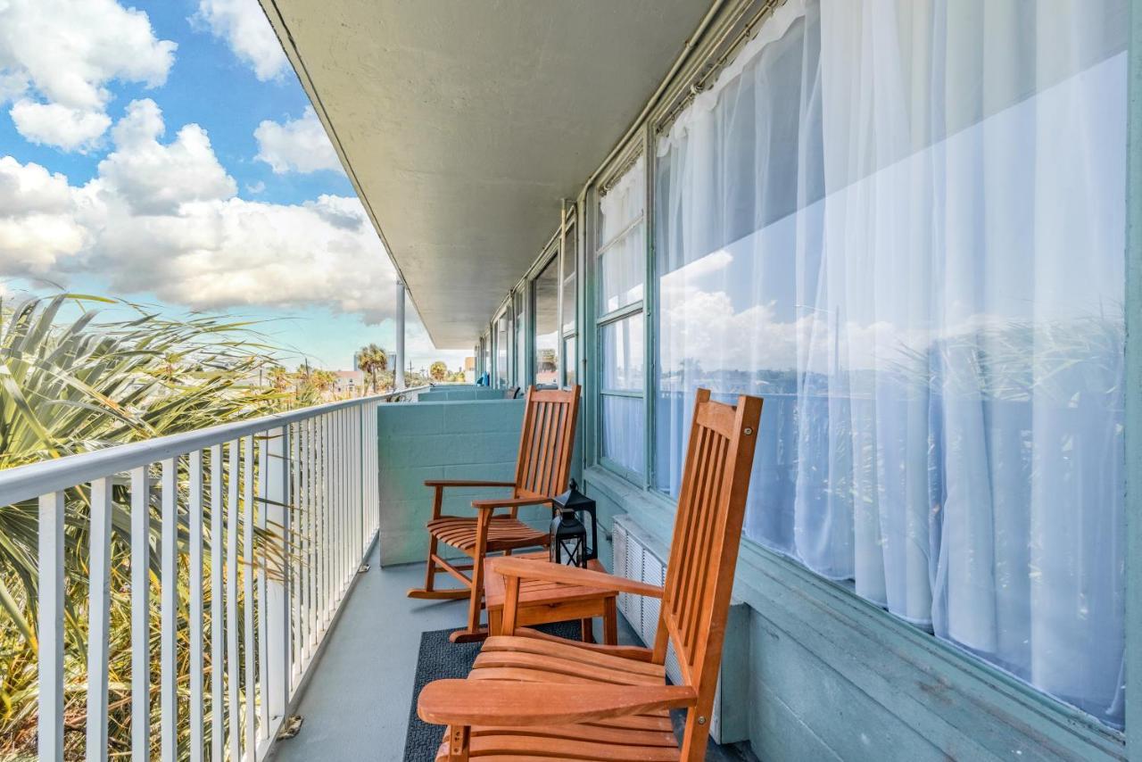 Newly Renovated Oceanfront Studio W/ Balcony - Daytona Beach Apartment Exterior foto