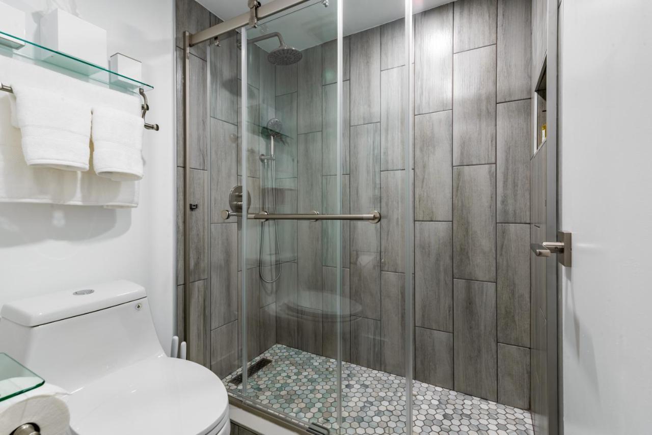 Newly Renovated Oceanfront Studio W/ Balcony - Daytona Beach Apartment Exterior foto